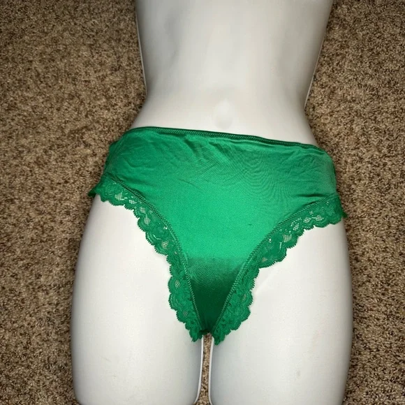 Victoria's Secret Emerald Lace Panties - Picture 4 of 7